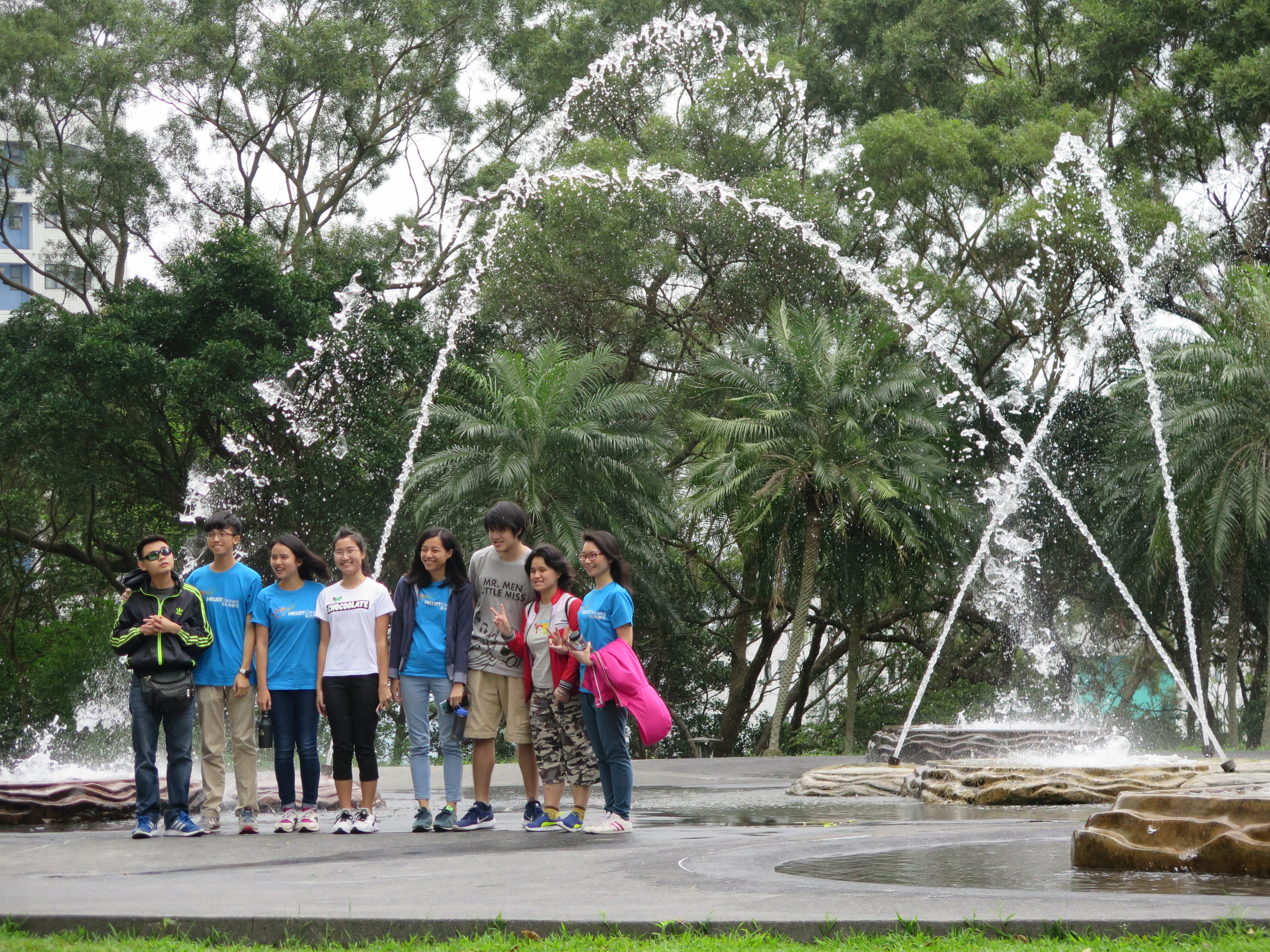 Taking a photo together in the HKUST Campus