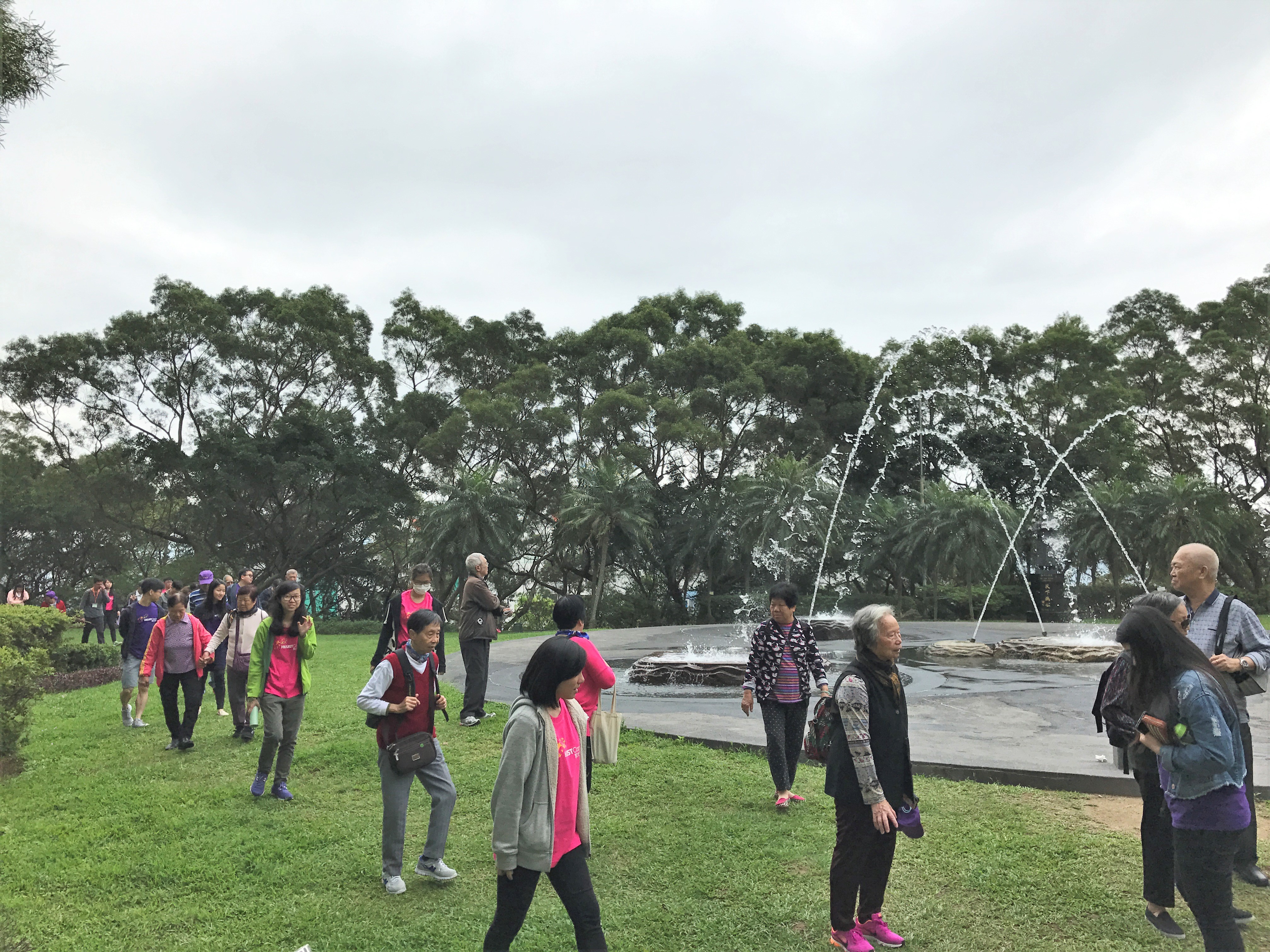 Visiting HKUST campus and enjoying the nice view together