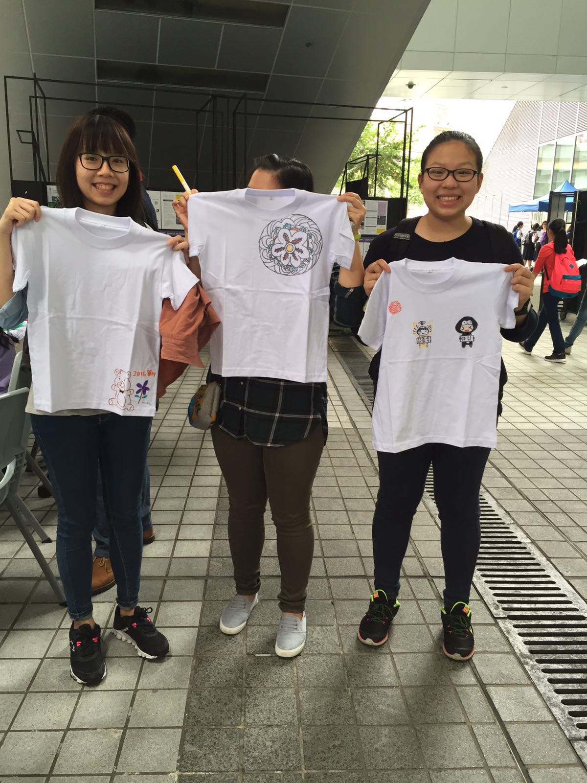 Participants designing their own T-shirts