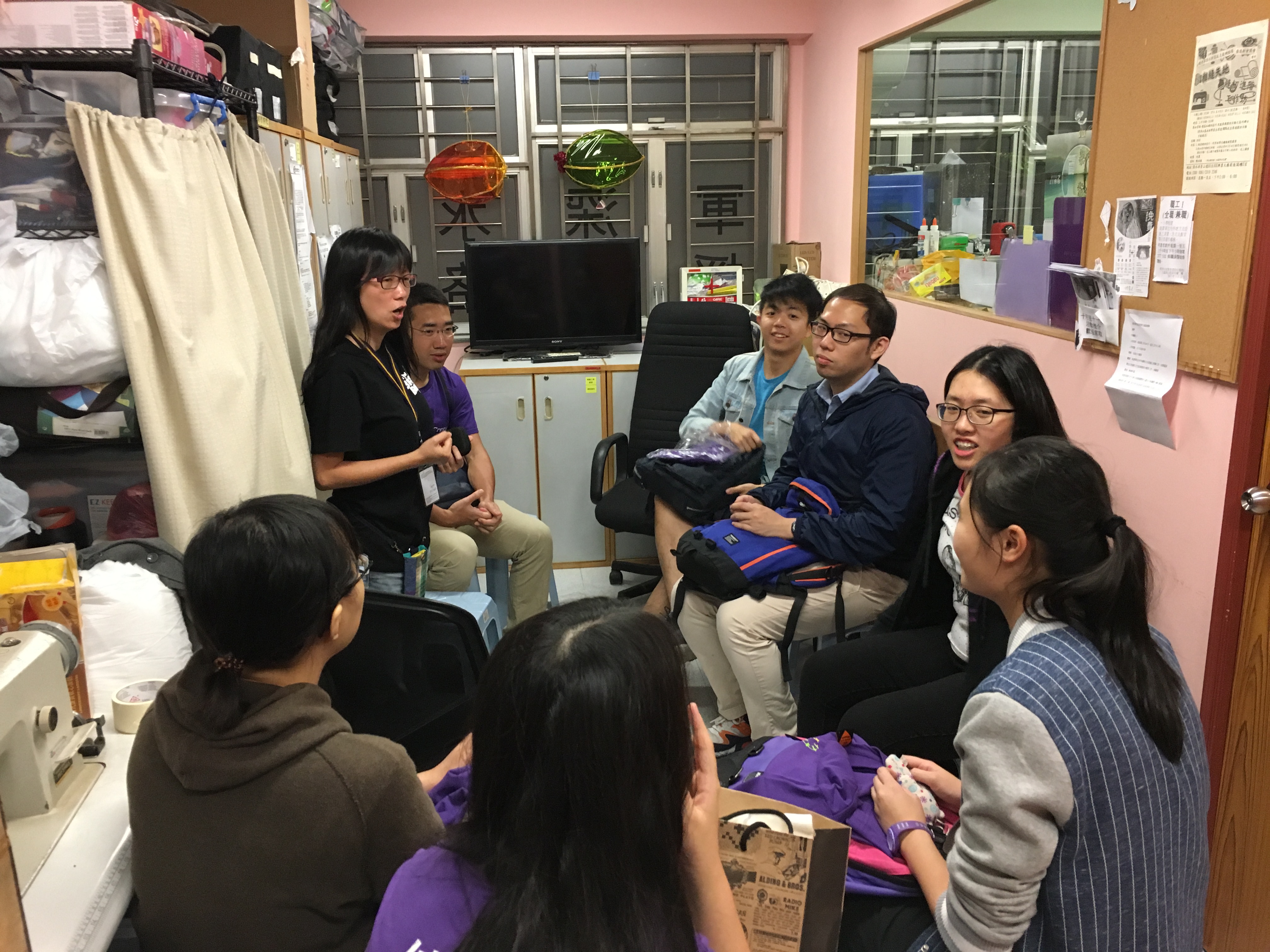 Volunteers sharing their observations and feelings after the service