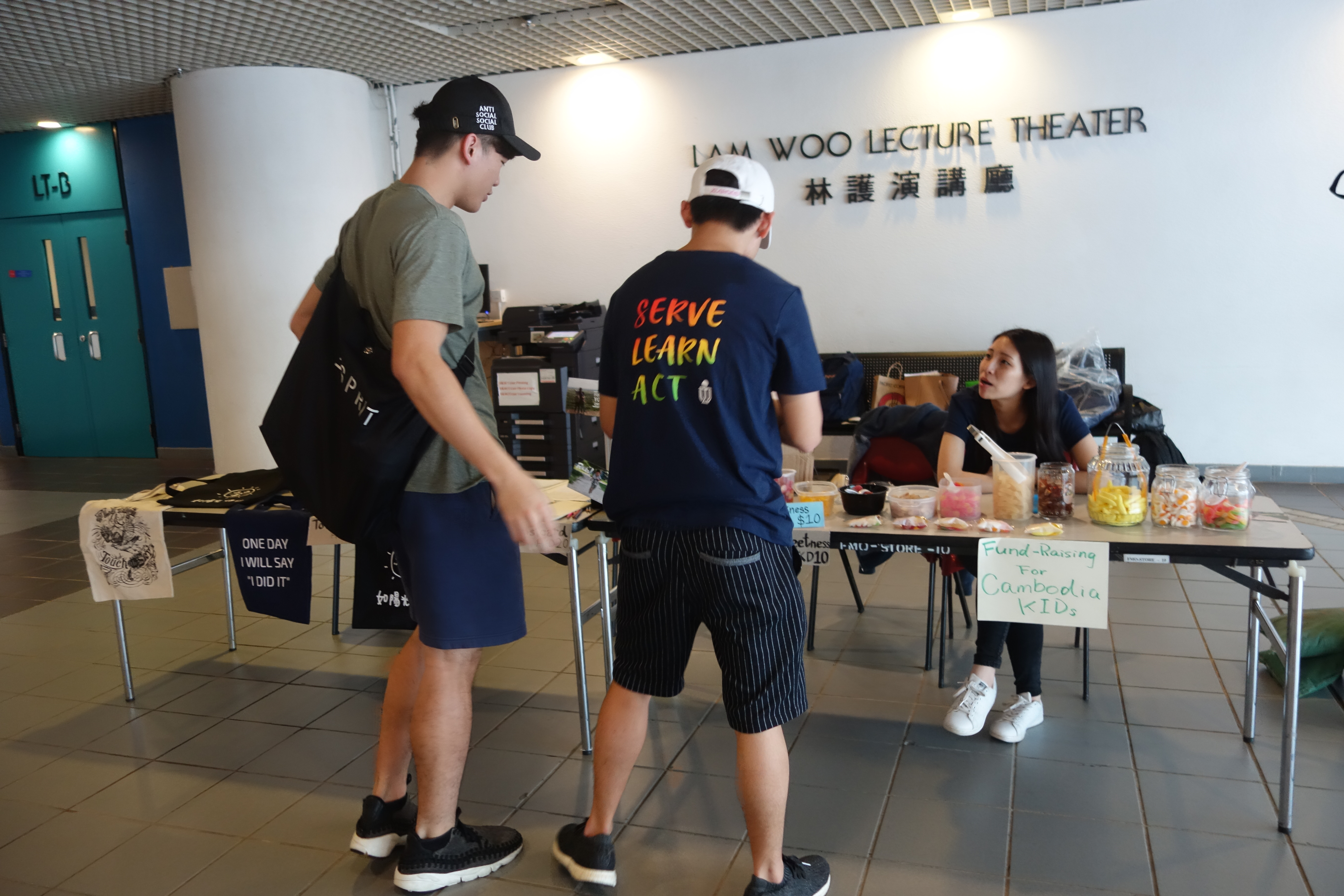 Volunteers promoting the campaign to others