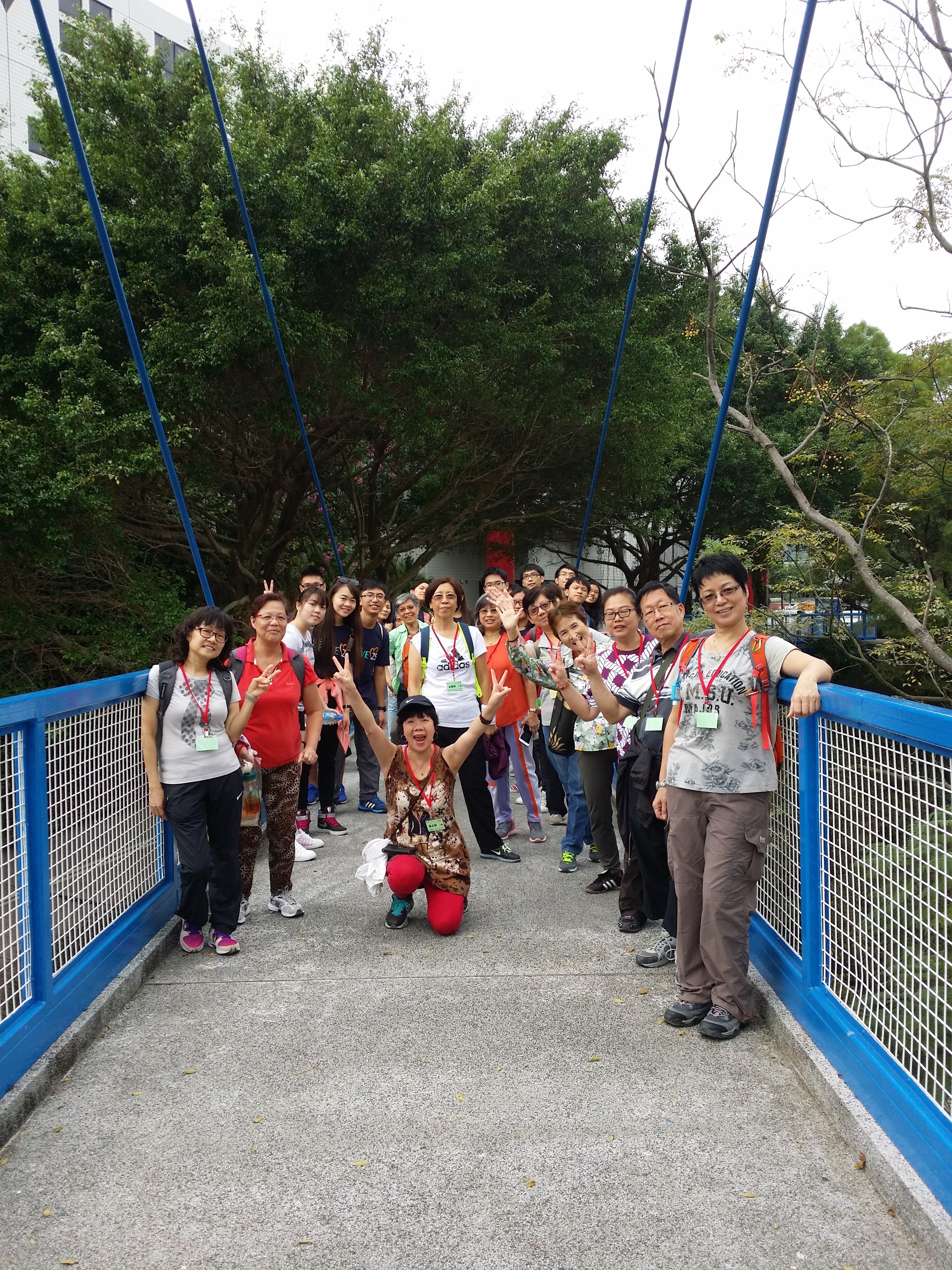 Seems that no one was afraid of the "Resonance Bridge"