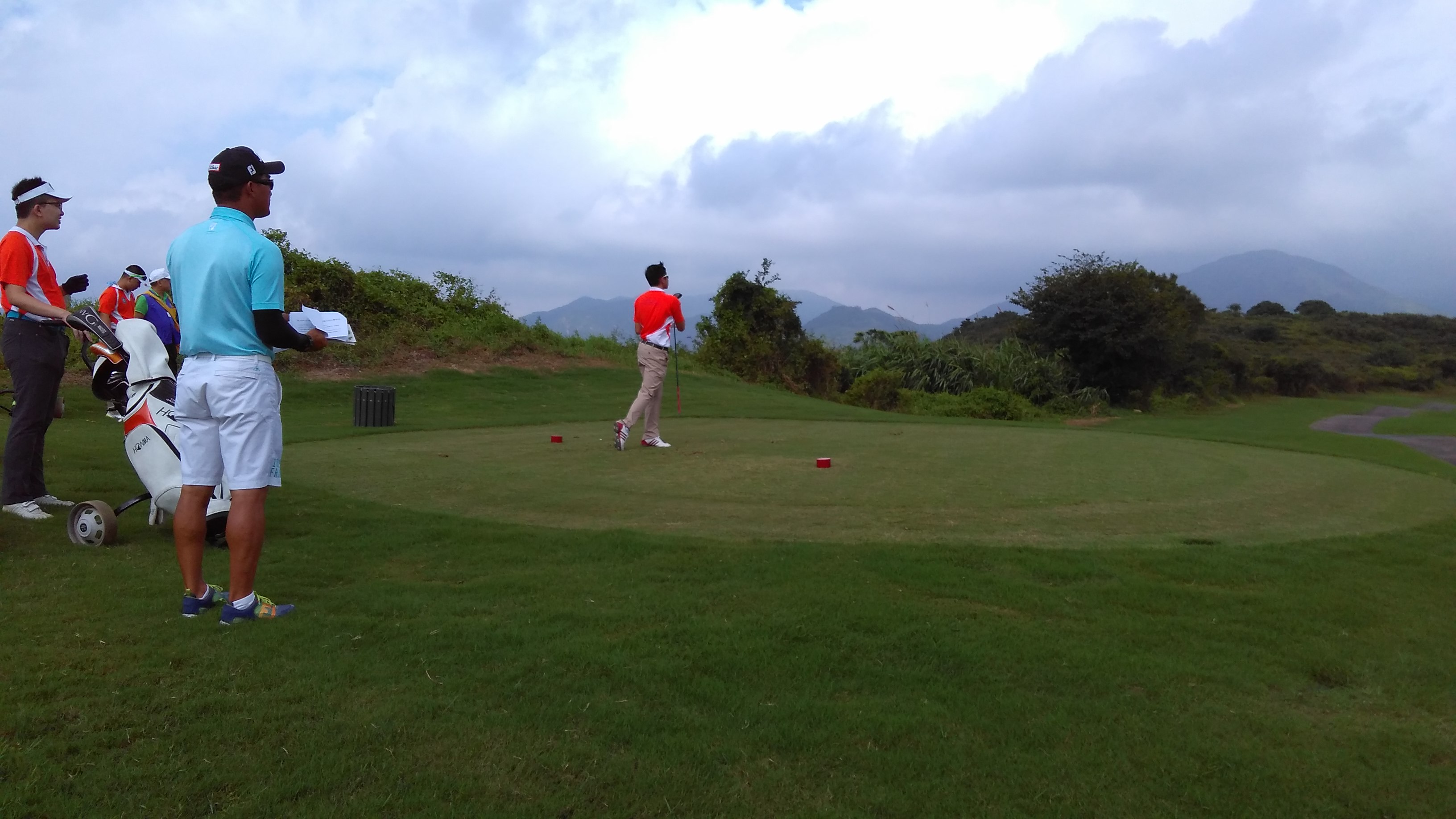 Participants are having fun!