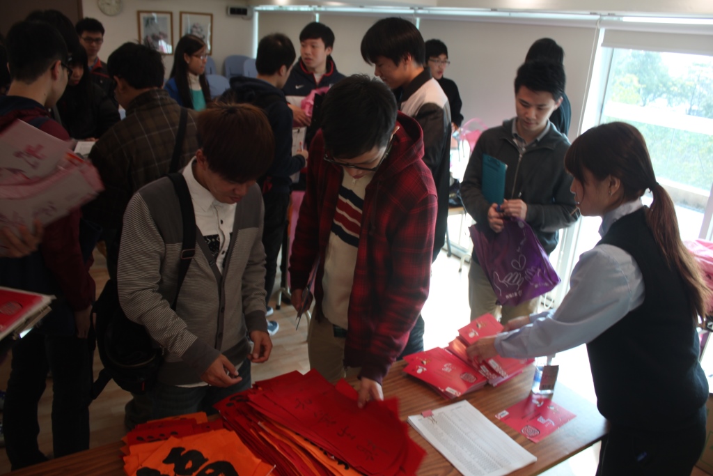 Volunteers packing up for the visit