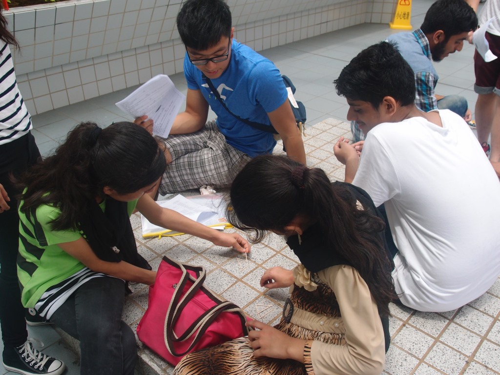 Working as a team in HKUST orienteering challenge