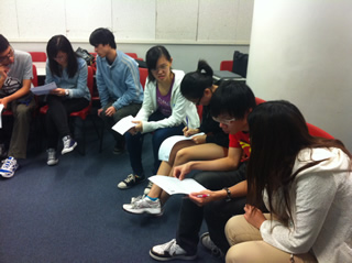 Volunteers sharing their expectations in the training session