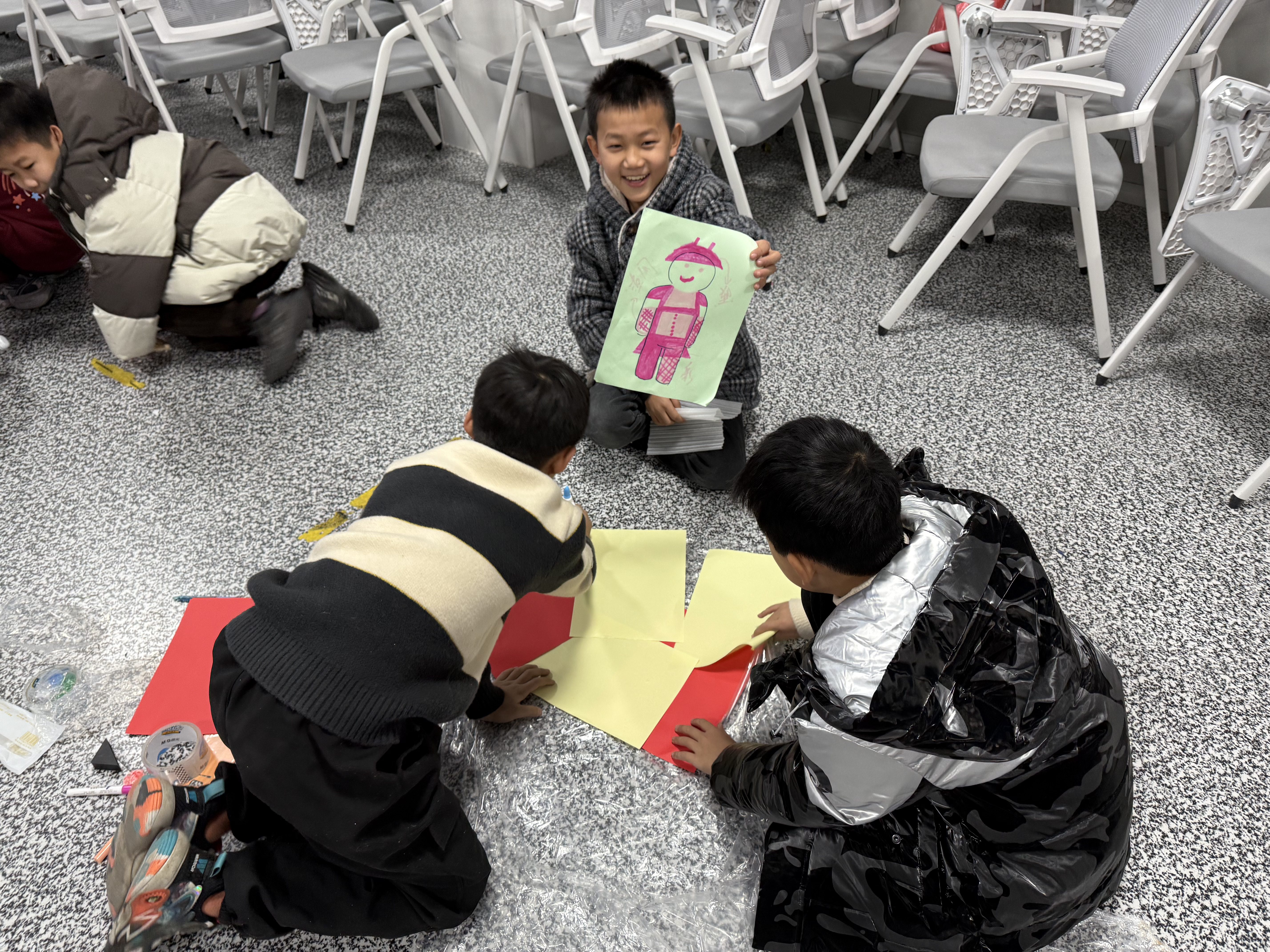 The primary school students were very engaged in the interactive activities.