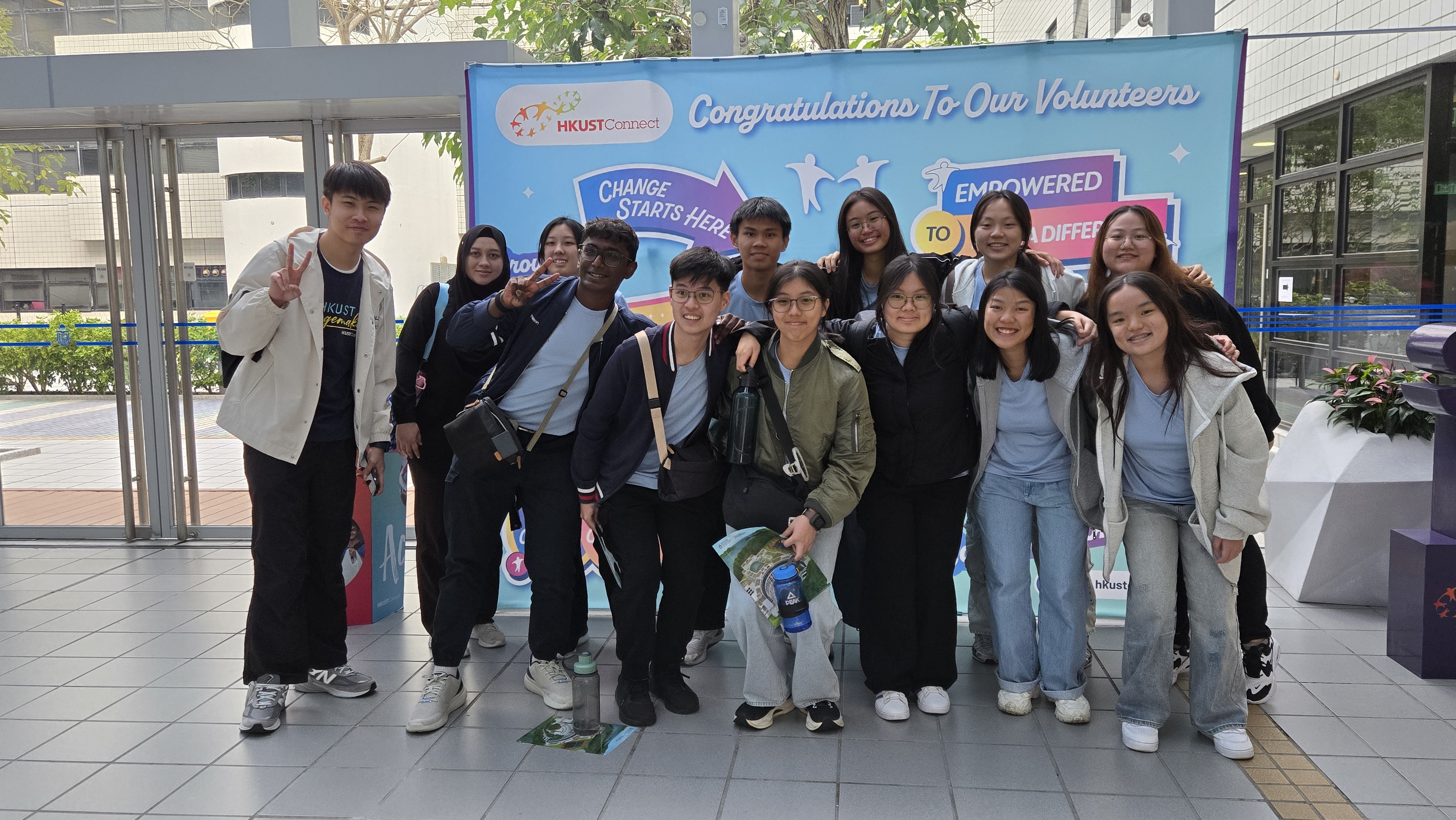 Student leaders from HKUST and ASRJC enjoying cross-cultural exchange on campus