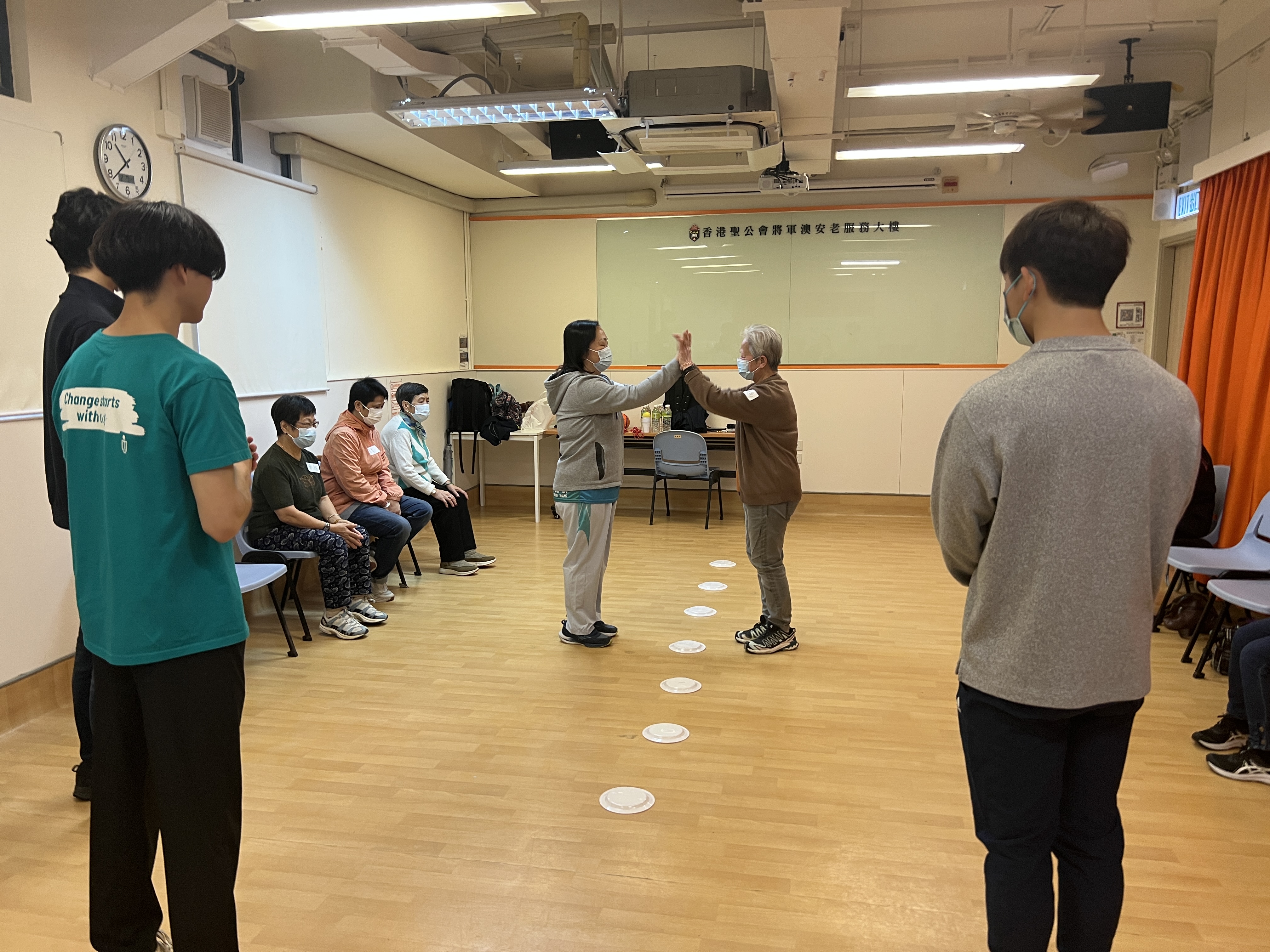 Ambassadors leading healthy exercise for the older people