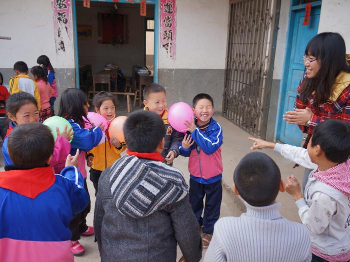 Volunteer introducing how to play the games