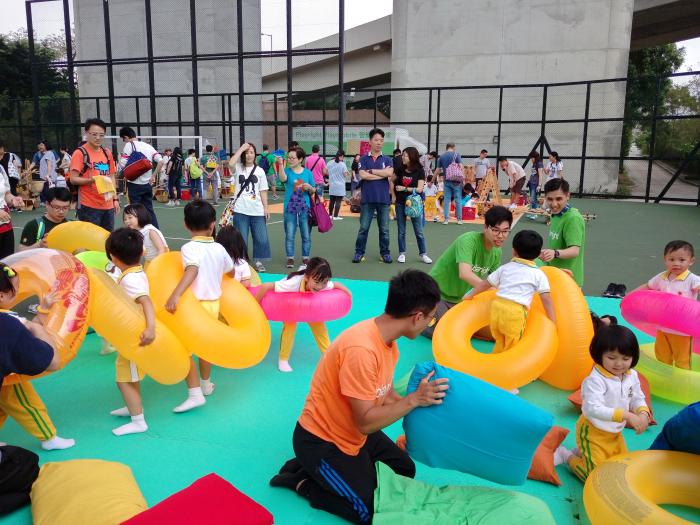 Children and their parents alike enjoyed the event facilitated by our volunteers