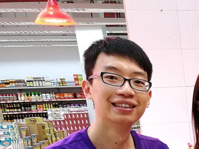 Volunteers buying ingredients together from the supermarket