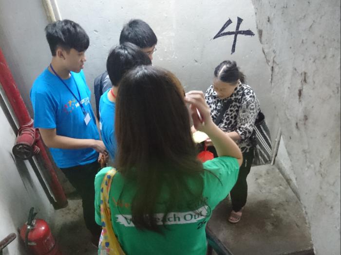 Introducing the accessible community resources to the elder