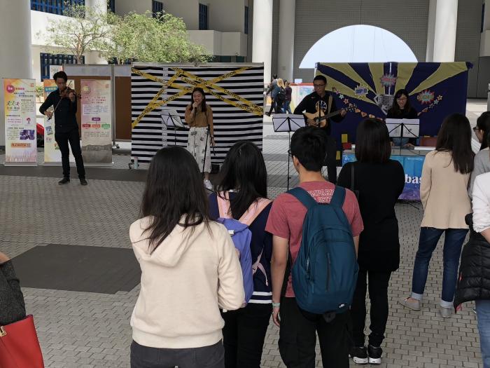 Spreading the positive message through busking performance