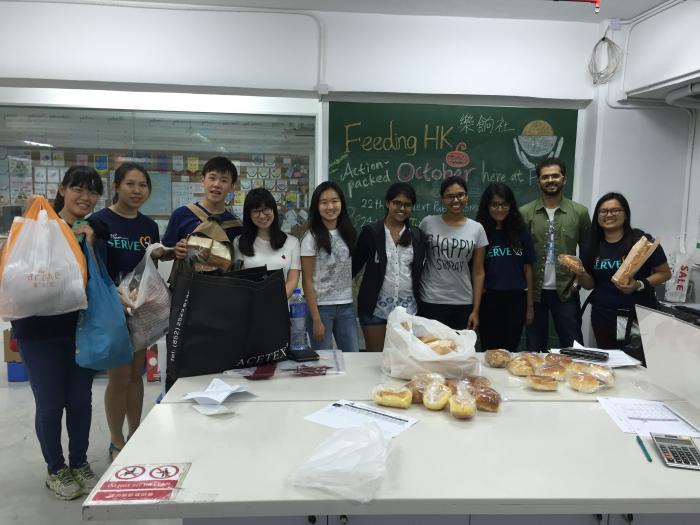 The volunteers returned to the base with satisfied smiles!