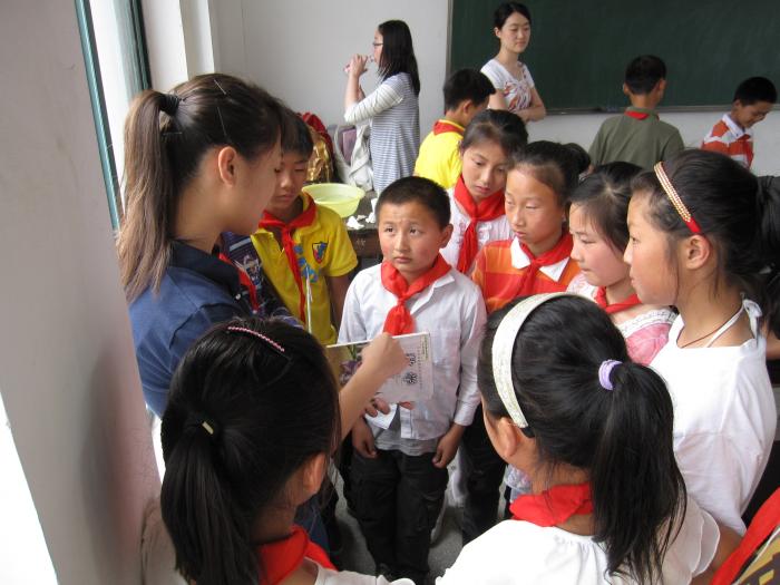 Children are so eager to learn and kept firing questions to our volunteers!