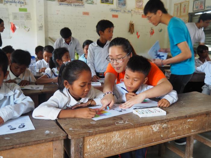 Coloring activity to facilitate learning