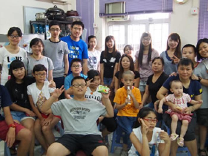 All of us enjoying a great program!