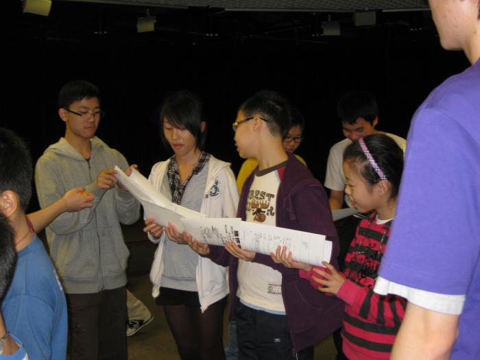 Children enjoying the ice breaking games