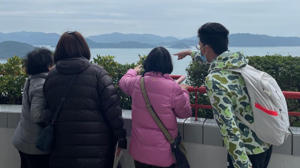 Elderly tour in HKUST