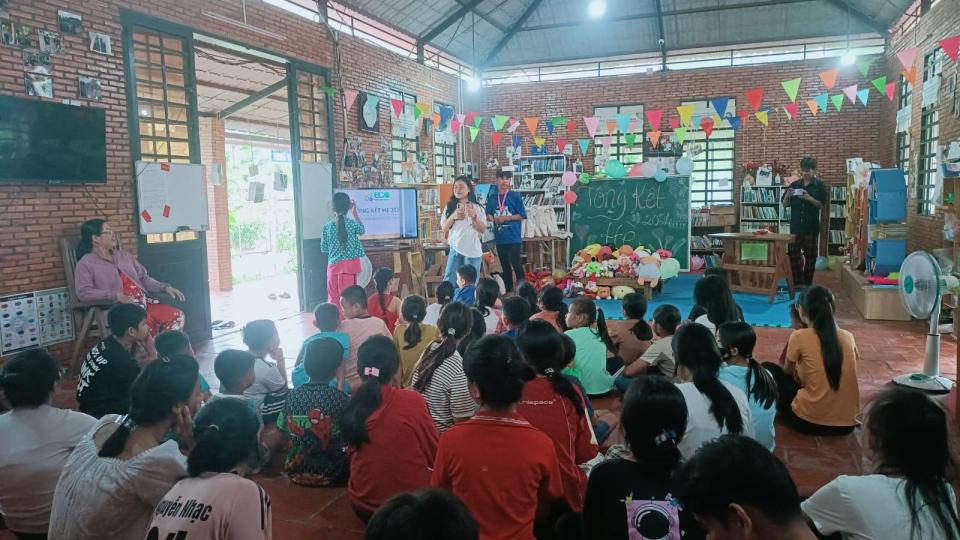 Volunteers were teaching the local children