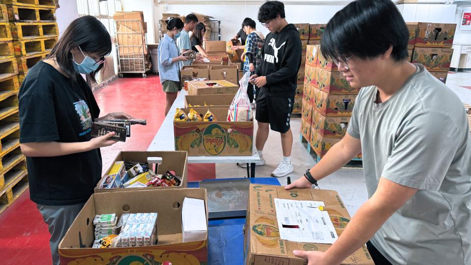Sorting Food Donations