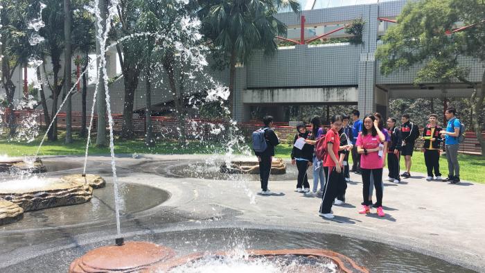 Having fun visiting the HKUST Campus