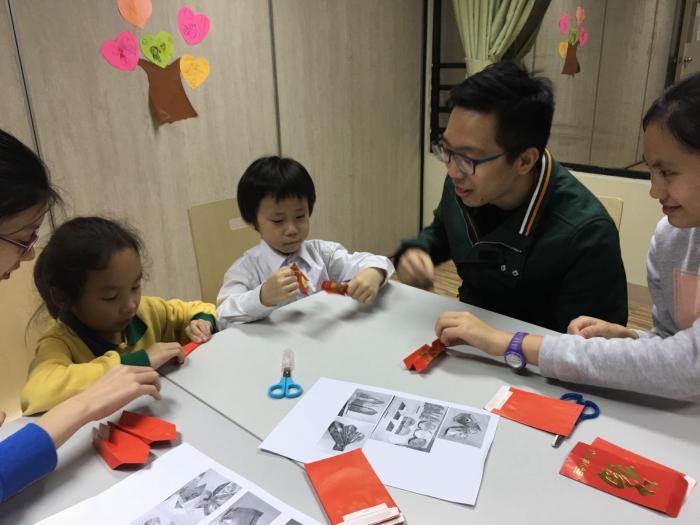 Volunteers teaching children