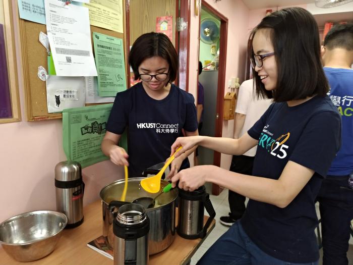 Volunteers preparing the soup