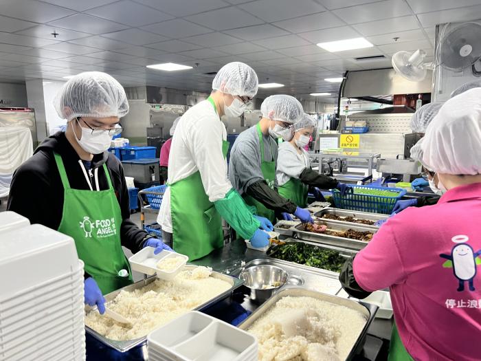 Poster of Volunteering @Food Angel 惜食堂「豐膳」行動